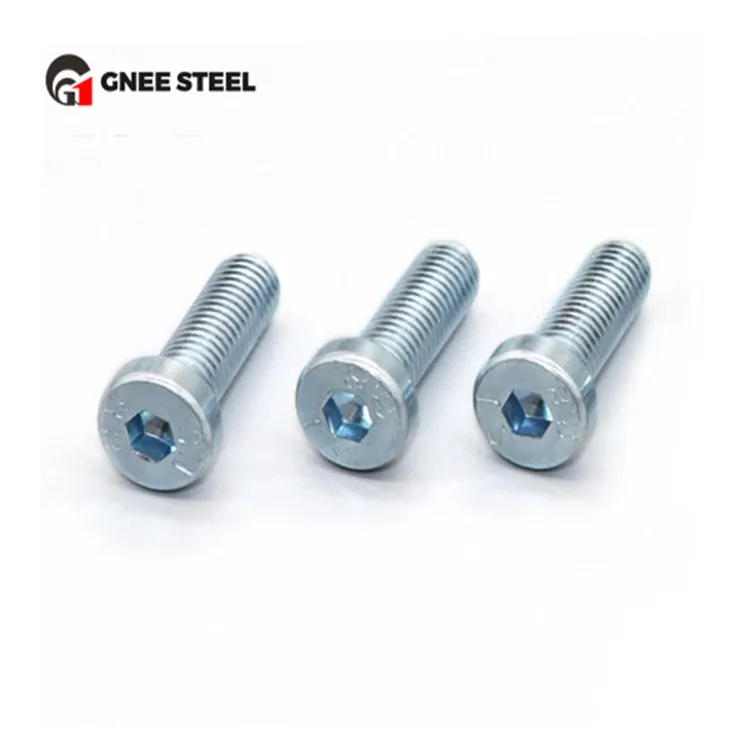 DIN7984 Weiß-blau verzinkte Innensechskantschrauben